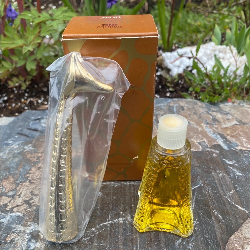 Vintage Avon perfume bottle giraffe 🦒